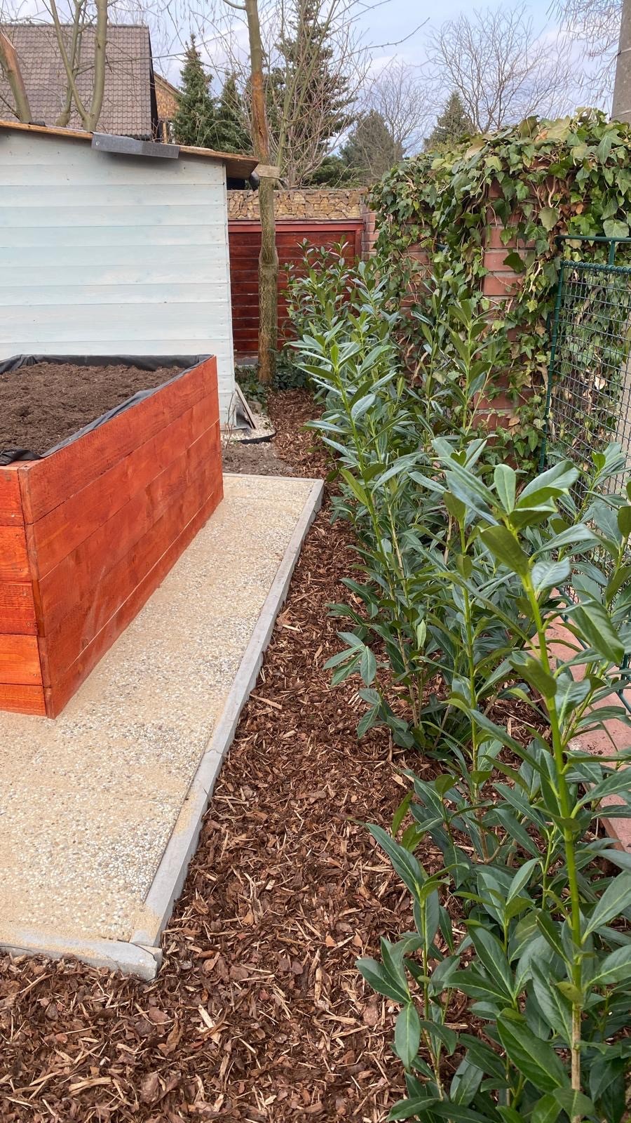 Realizace zahrady s okrasnými keři – Zahrady Véra